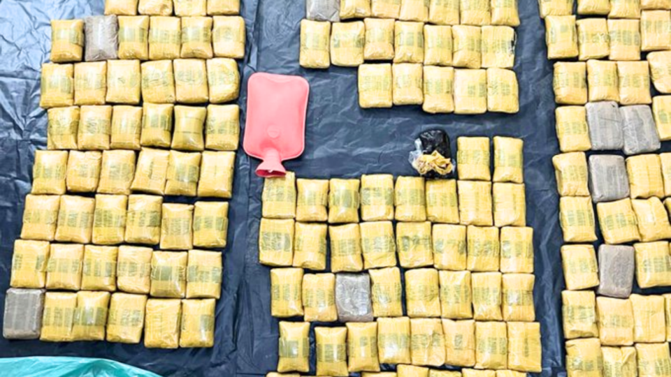 NCB officers seizing narcotics and busting an international drug trafficking network involving India, Nepal, and Sri Lanka.